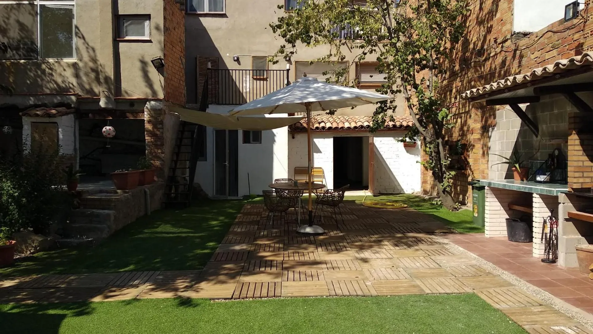 Agradable Casa Rural Con Piscina Privada Vallfogona de Balaguer